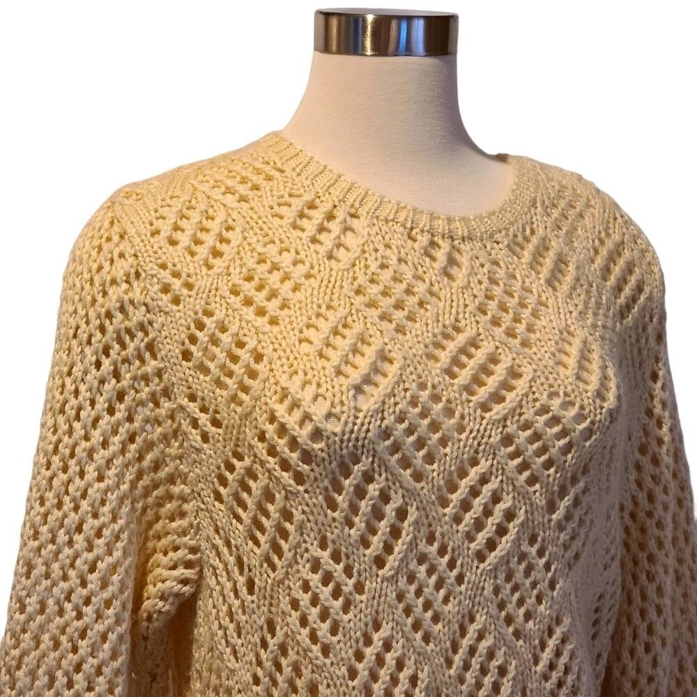 Vintage Ivory Cream Open Knit Sweater Sz XL Wool Blend Diamond Crochet Hong Kong